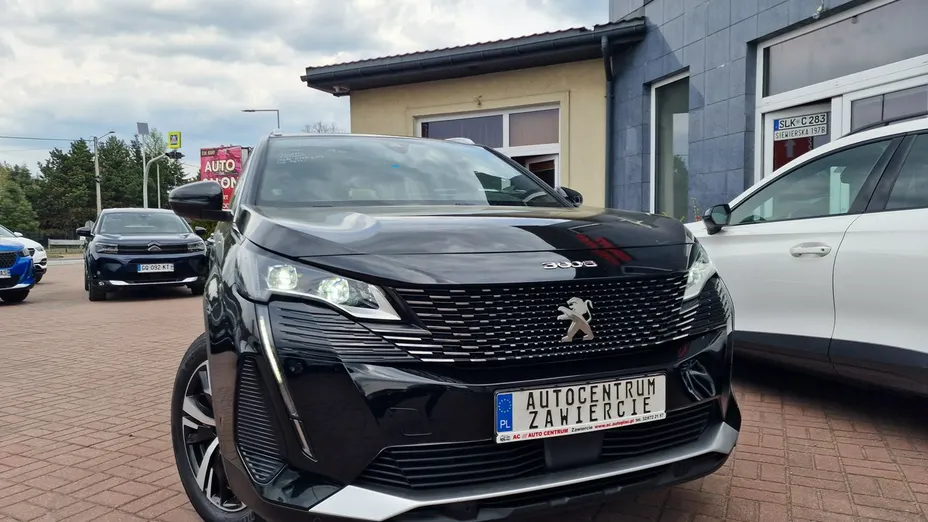PEUGEOT 3008 -