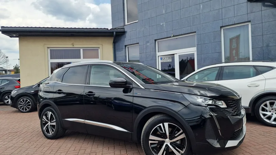 PEUGEOT 3008 -