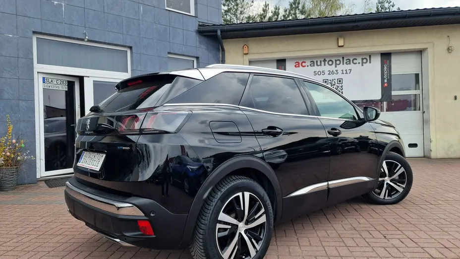 PEUGEOT 3008 -