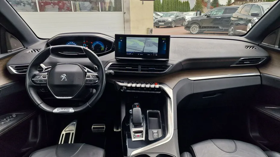 PEUGEOT 3008 -