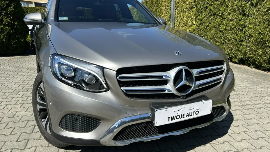 MERCEDES-BENZ GLC -