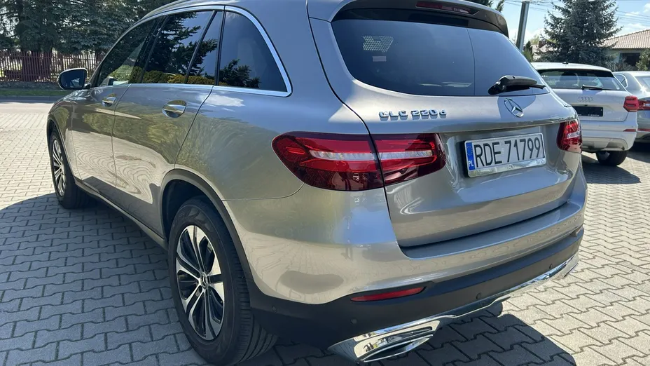MERCEDES-BENZ GLC -