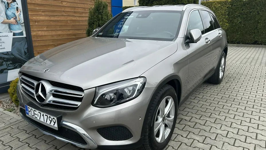 MERCEDES-BENZ GLC -