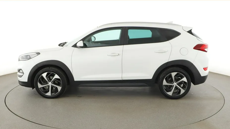 HYUNDAI Tucson -