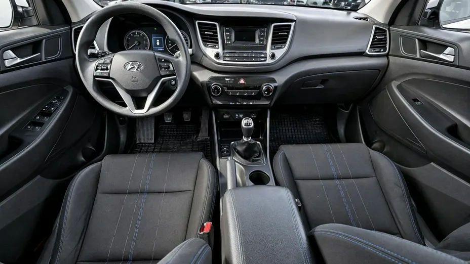 HYUNDAI Tucson -