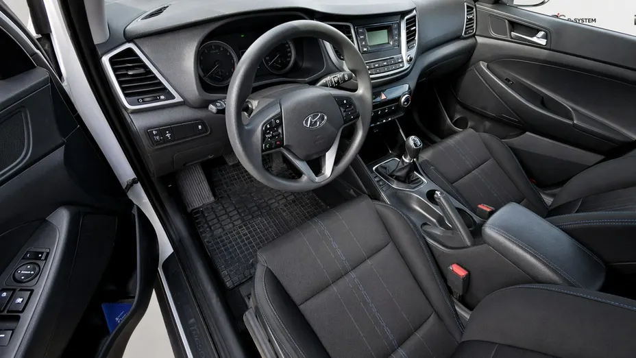 HYUNDAI Tucson -