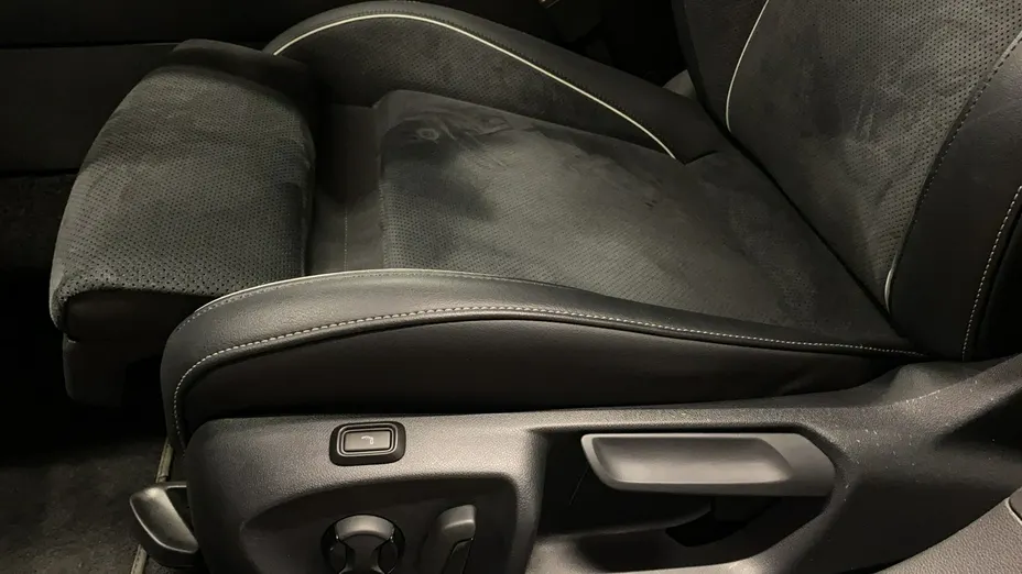 VOLKSWAGEN Passat -