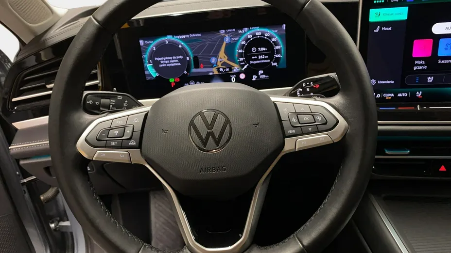 VOLKSWAGEN Passat -