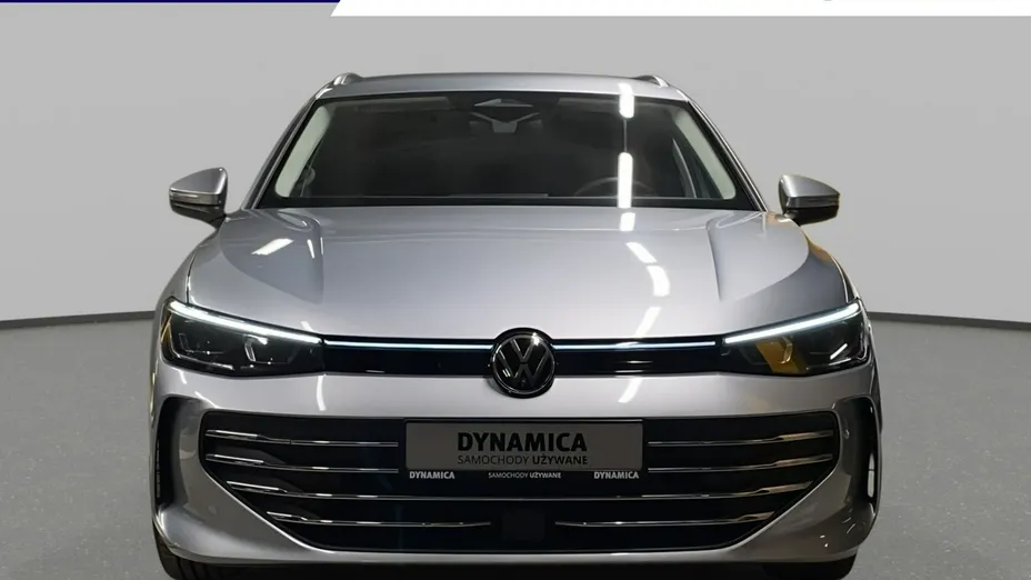 VOLKSWAGEN Passat -