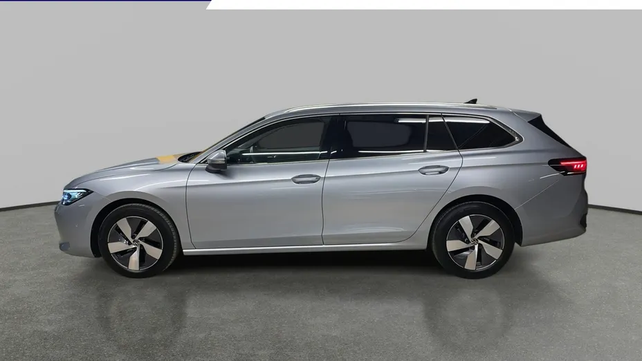 VOLKSWAGEN Passat -