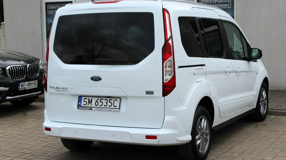 FORD Tourneo Connect -