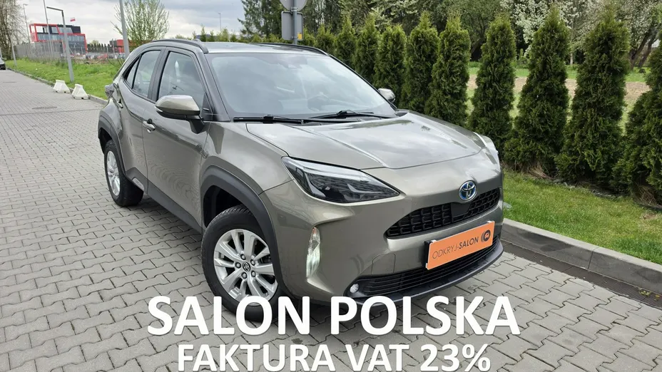 TOYOTA Yaris Cross -