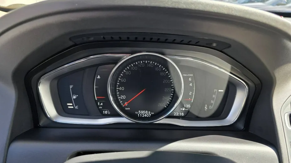 VOLVO XC60 -