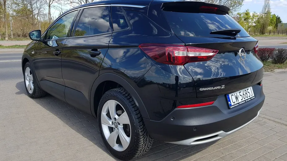 OPEL Grandland X -