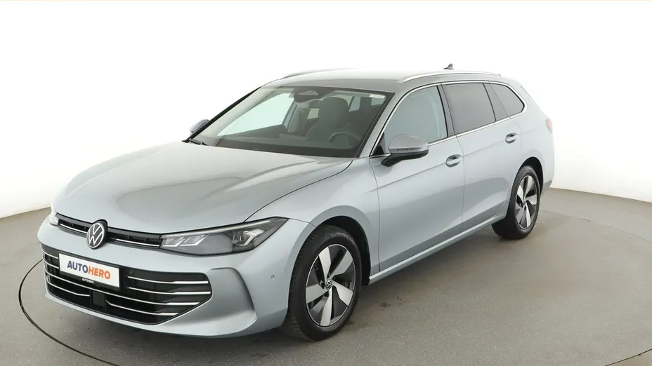 VOLKSWAGEN Passat -