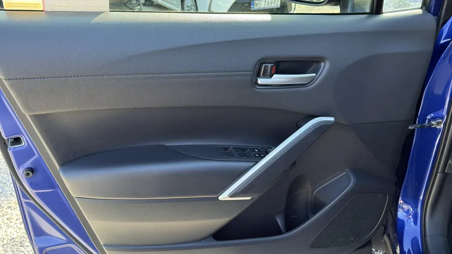 TOYOTA Corolla Cross -