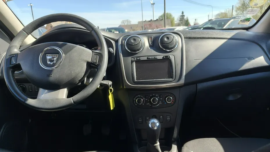 DACIA Sandero -
