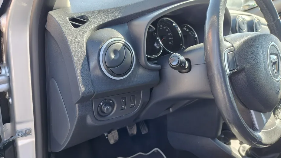 DACIA Sandero -