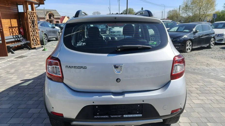 DACIA Sandero -