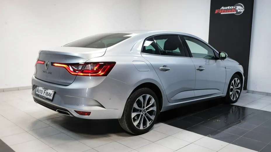 RENAULT Megane -