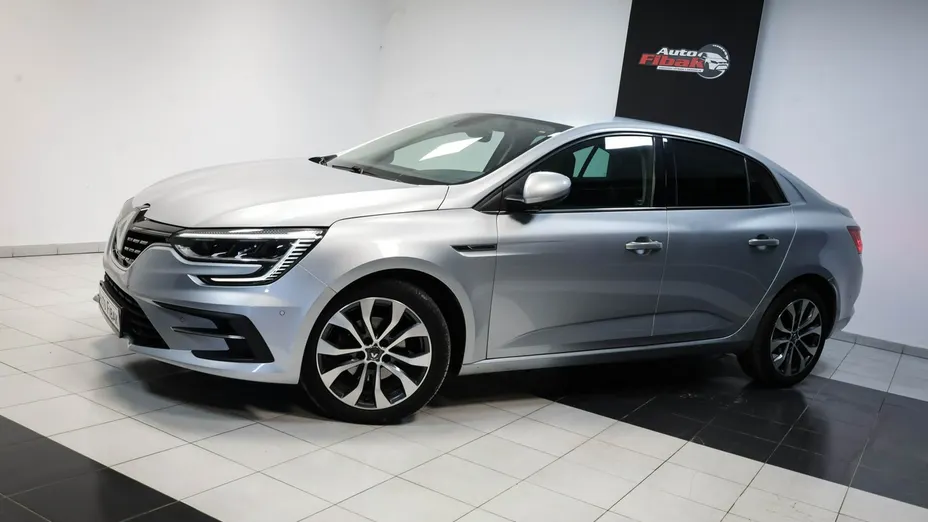 RENAULT Megane -