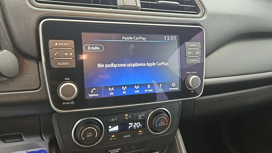 NISSAN Leaf -