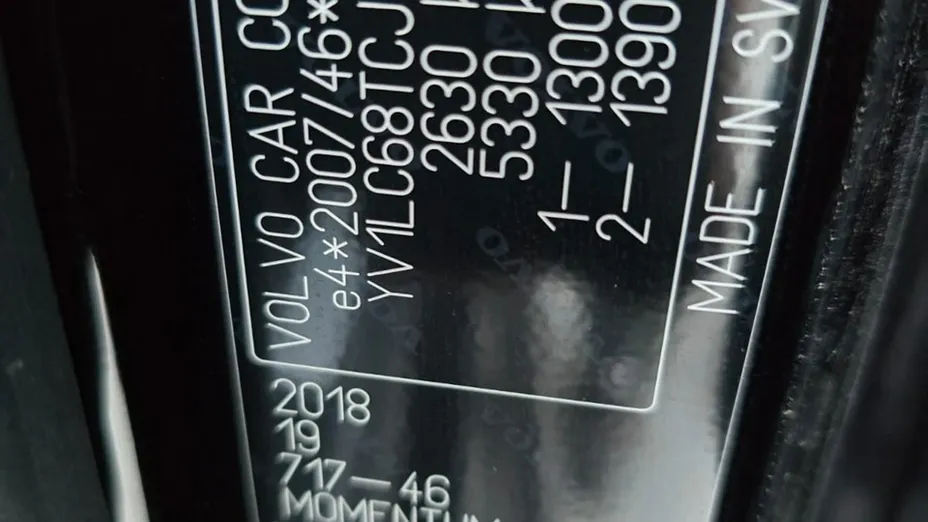 VOLVO XC90 -