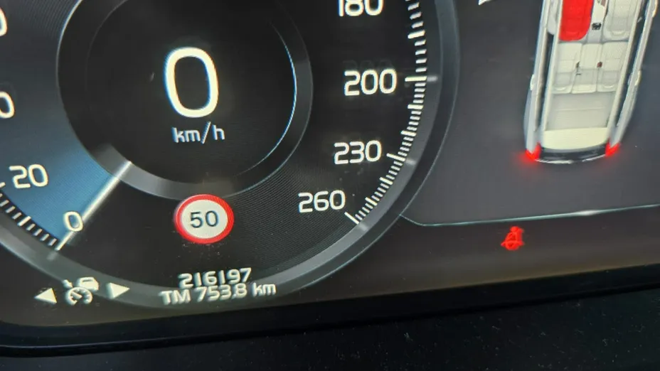 VOLVO XC90 -