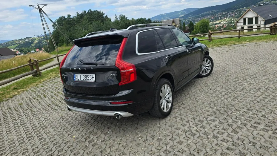 VOLVO XC90 -