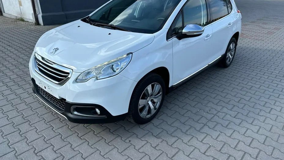 PEUGEOT 2008 -