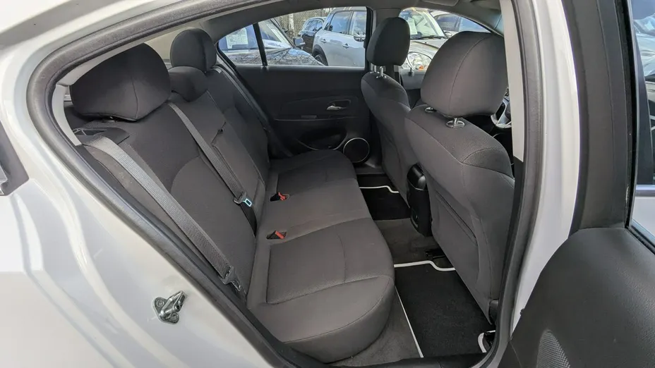 CHEVROLET Cruze -