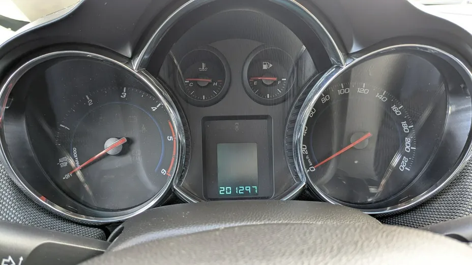 CHEVROLET Cruze -