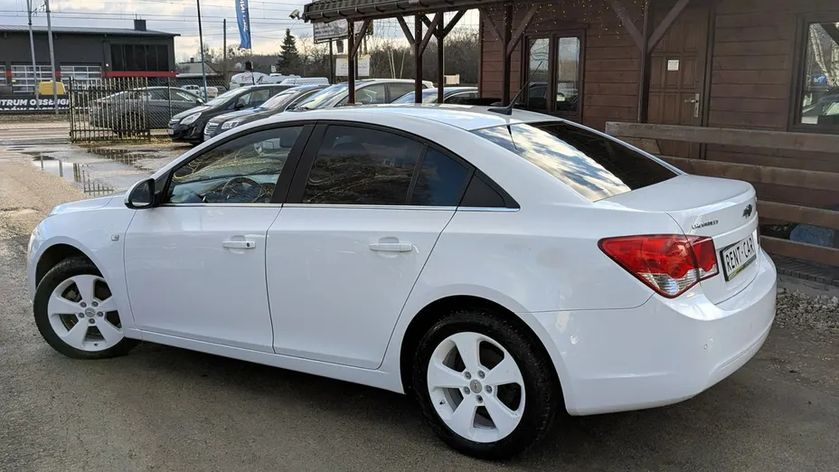 CHEVROLET Cruze -