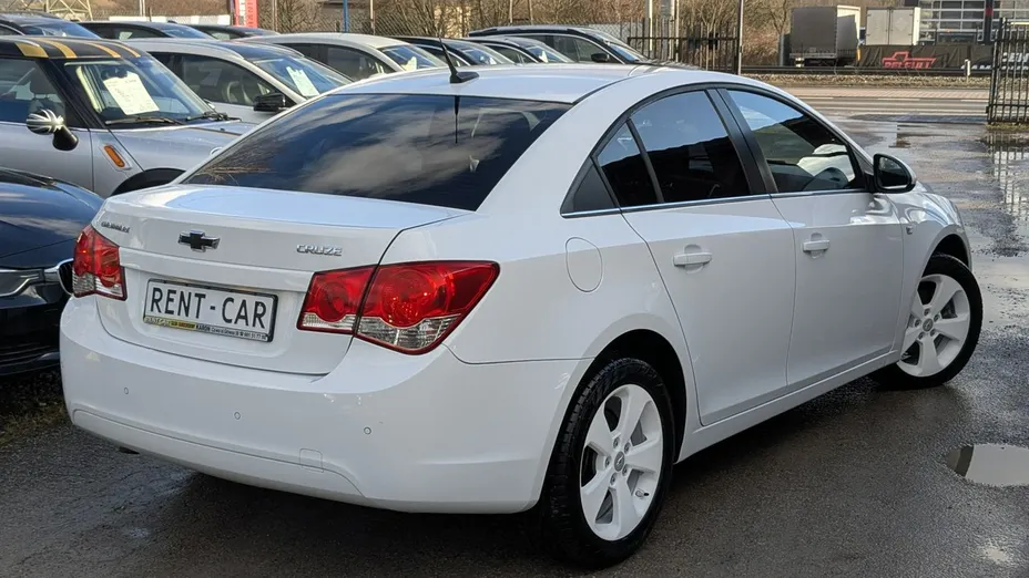 CHEVROLET Cruze -