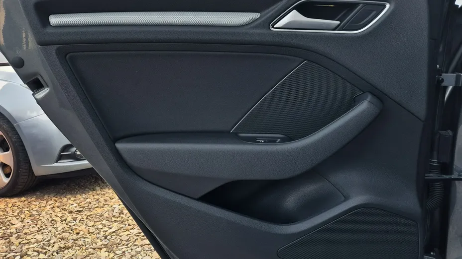 AUDI A3 -