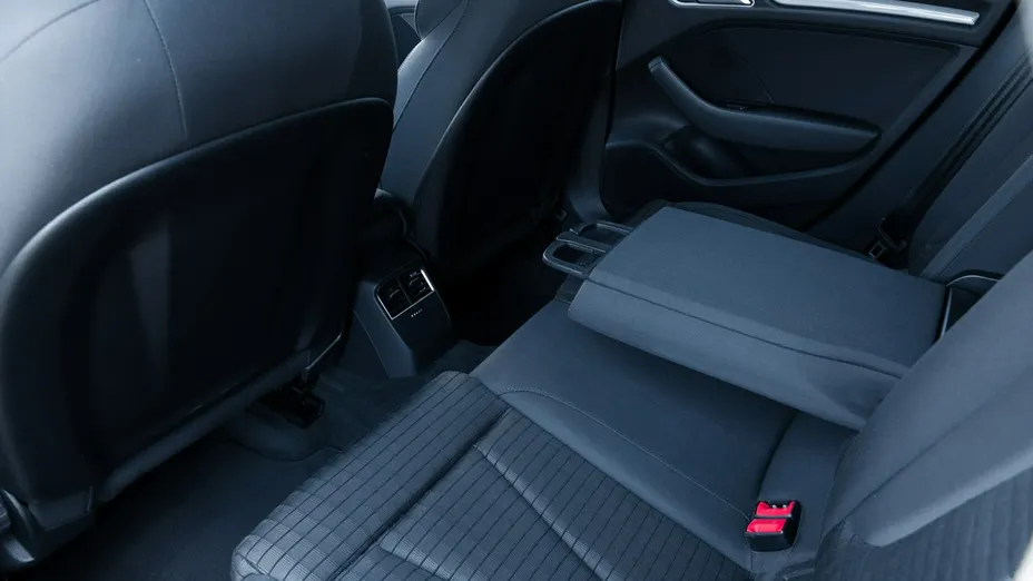 AUDI A3 -