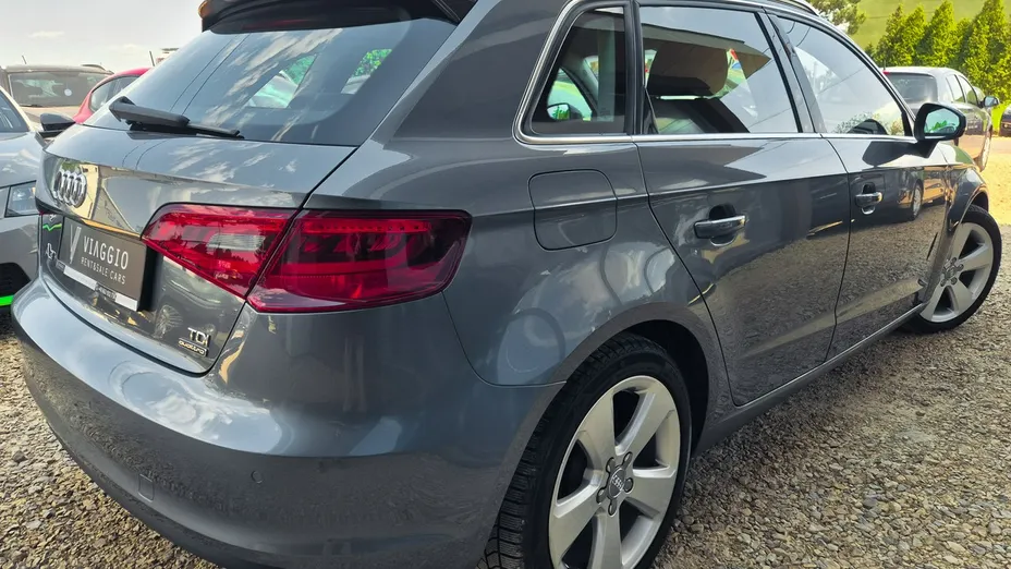 AUDI A3 -