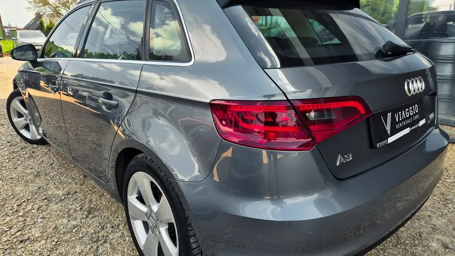 AUDI A3 -