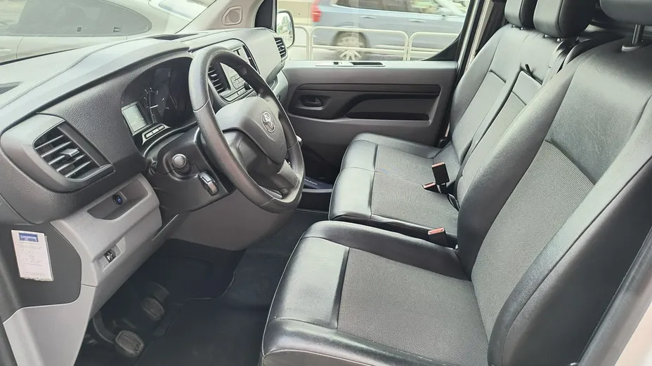 TOYOTA Proace -