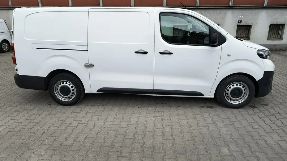 TOYOTA Proace -