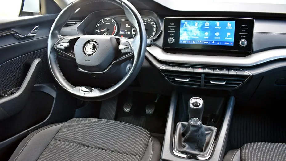 SKODA Octavia -