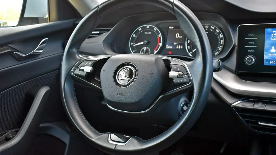 SKODA Octavia -