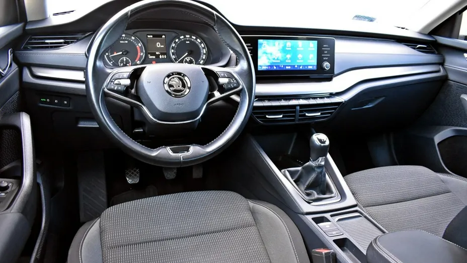 SKODA Octavia -