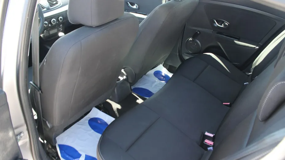 RENAULT Megane -