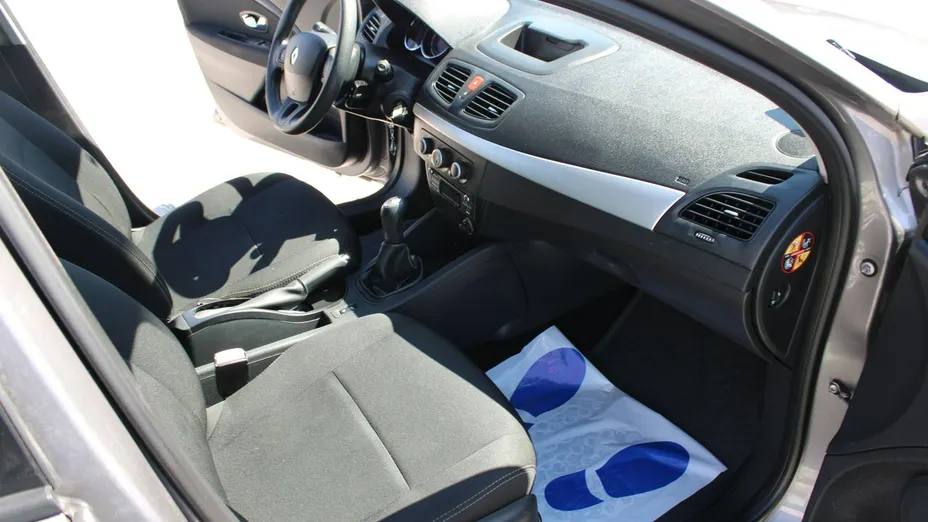 RENAULT Megane -