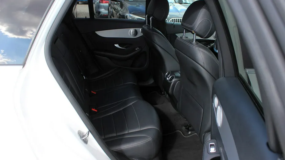 MERCEDES-BENZ GLC -