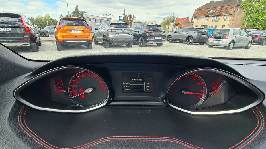 PEUGEOT 308 -