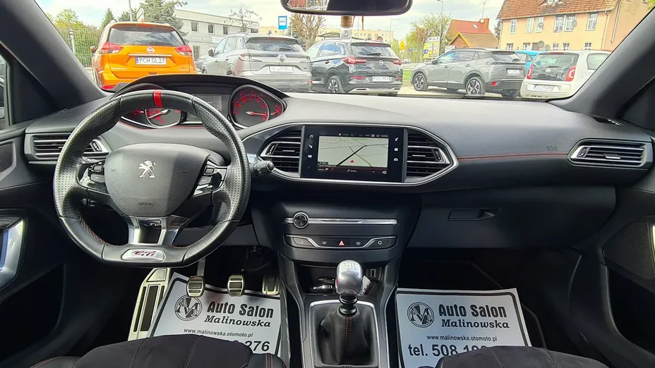 PEUGEOT 308 -