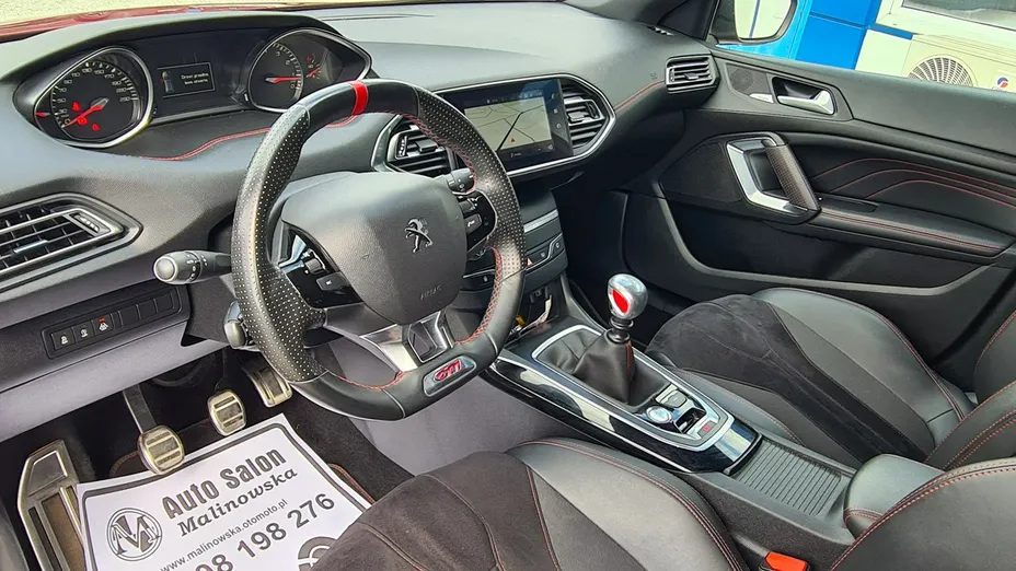 PEUGEOT 308 -