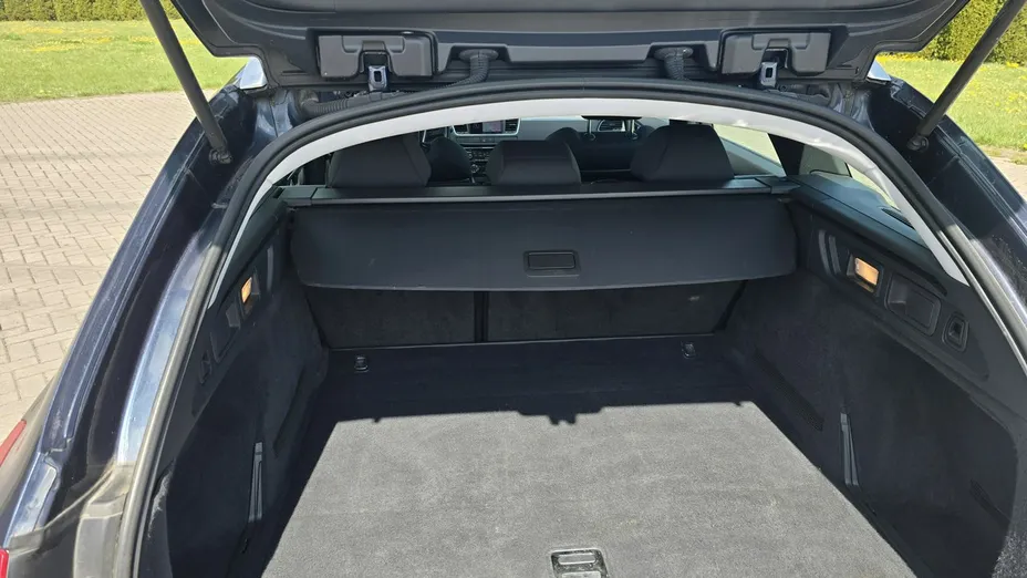 PEUGEOT 508 -